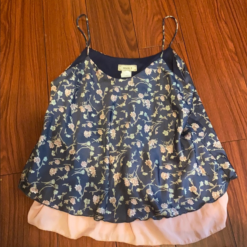 This is a small crop top from the brand Route 3.